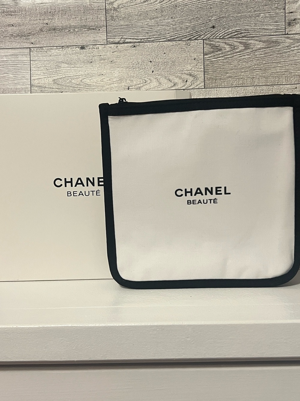 GWP- Beaute White Canvas Cosmetic Pouch